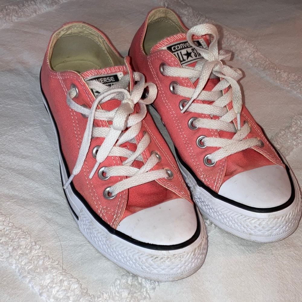 Salmon womens converse size 7 good condition